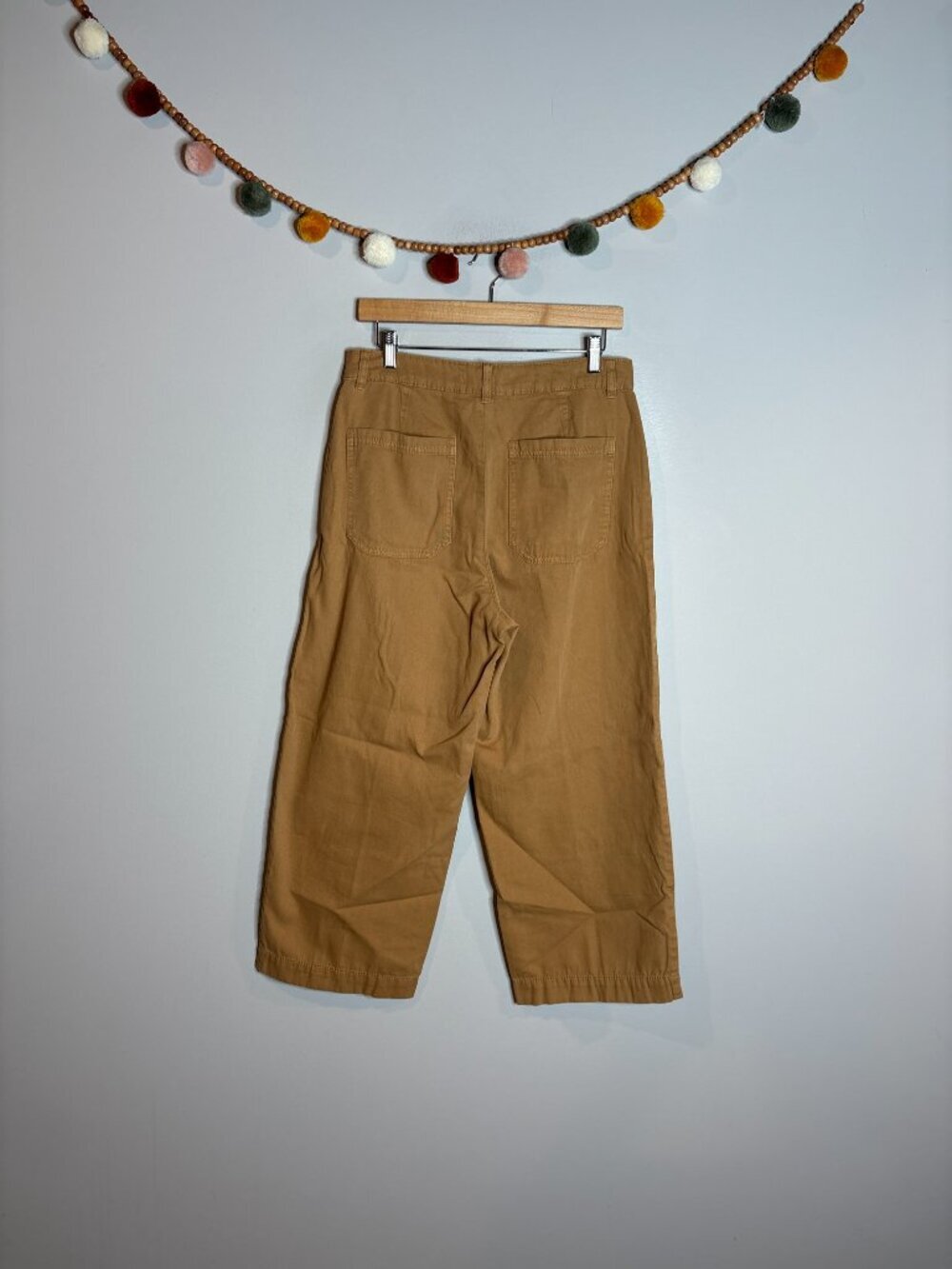 Cotton On tan chino cropped pants - Picture 4 of 5